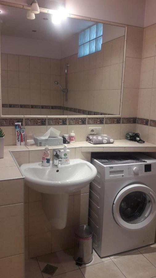 Nyc Apartment คราคูฟ ภายนอก รูปภาพ
