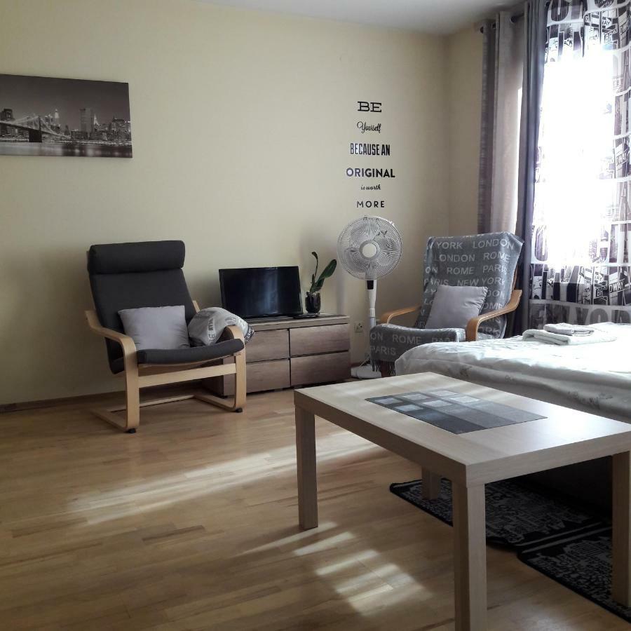 Nyc Apartment คราคูฟ ภายนอก รูปภาพ
